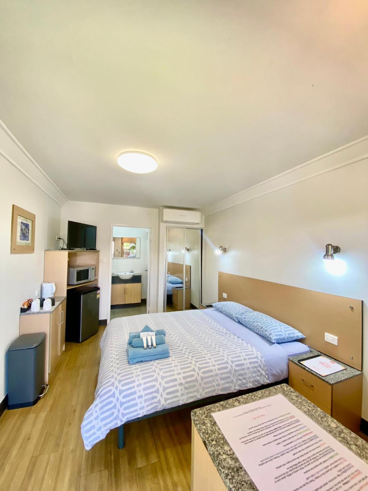 Econo Lodge Karratha Exterior photo