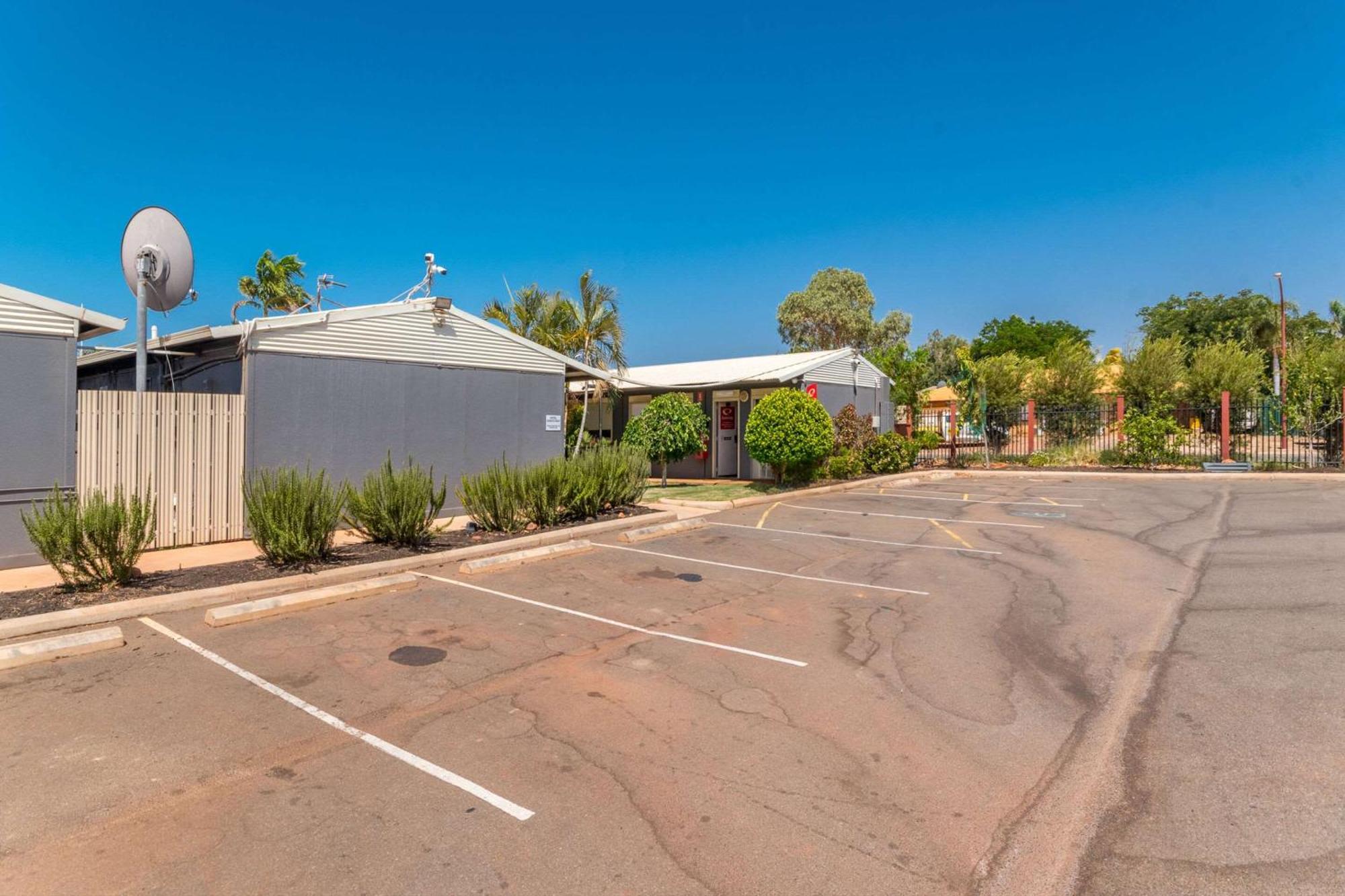 Econo Lodge Karratha Exterior photo