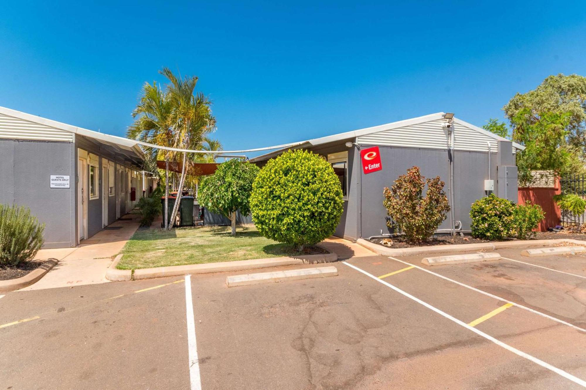 Econo Lodge Karratha Exterior photo