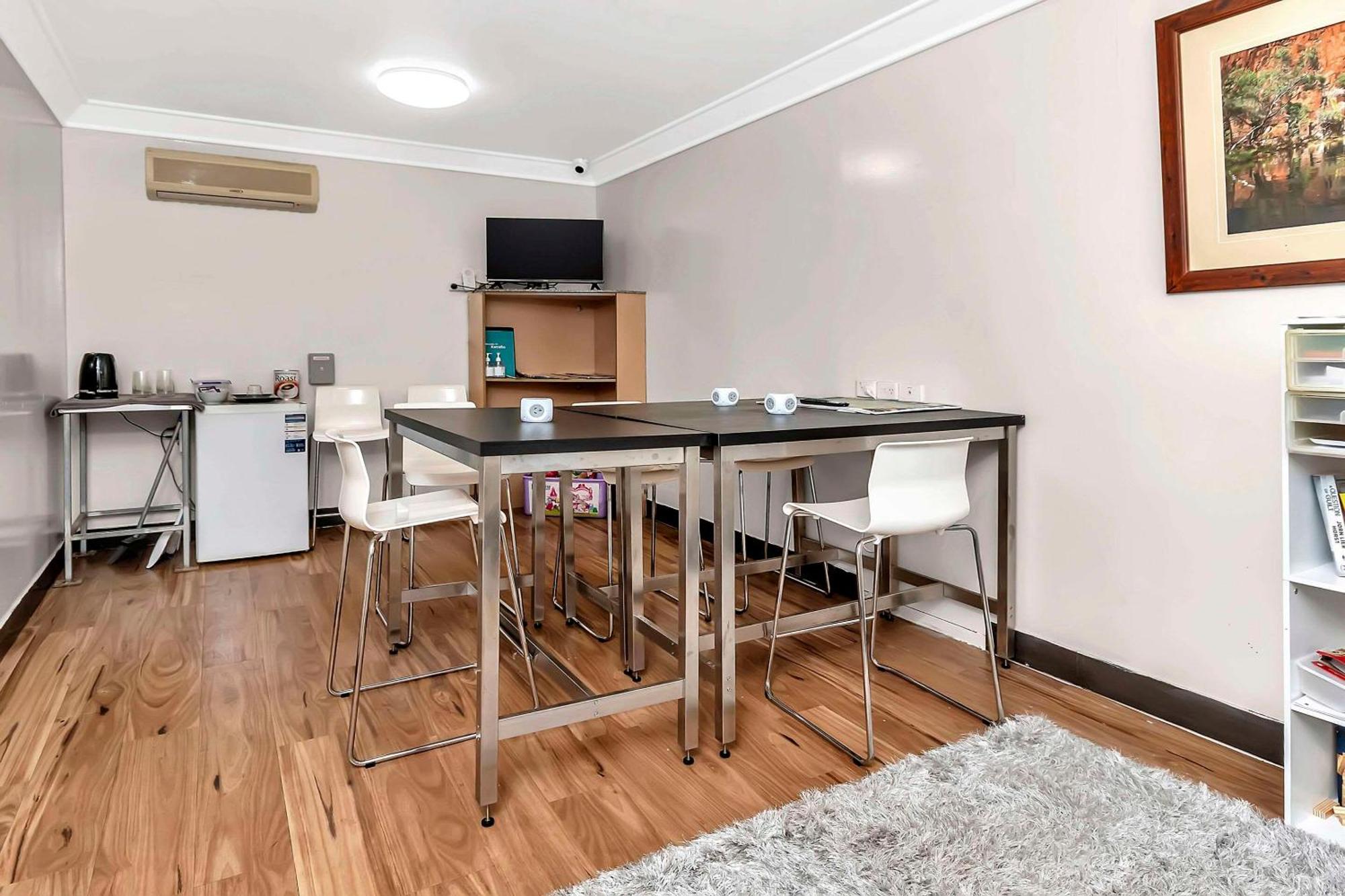 Econo Lodge Karratha Exterior photo